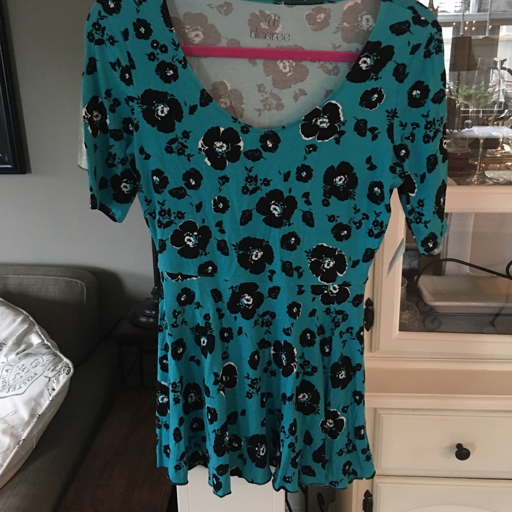 Decree peplum top